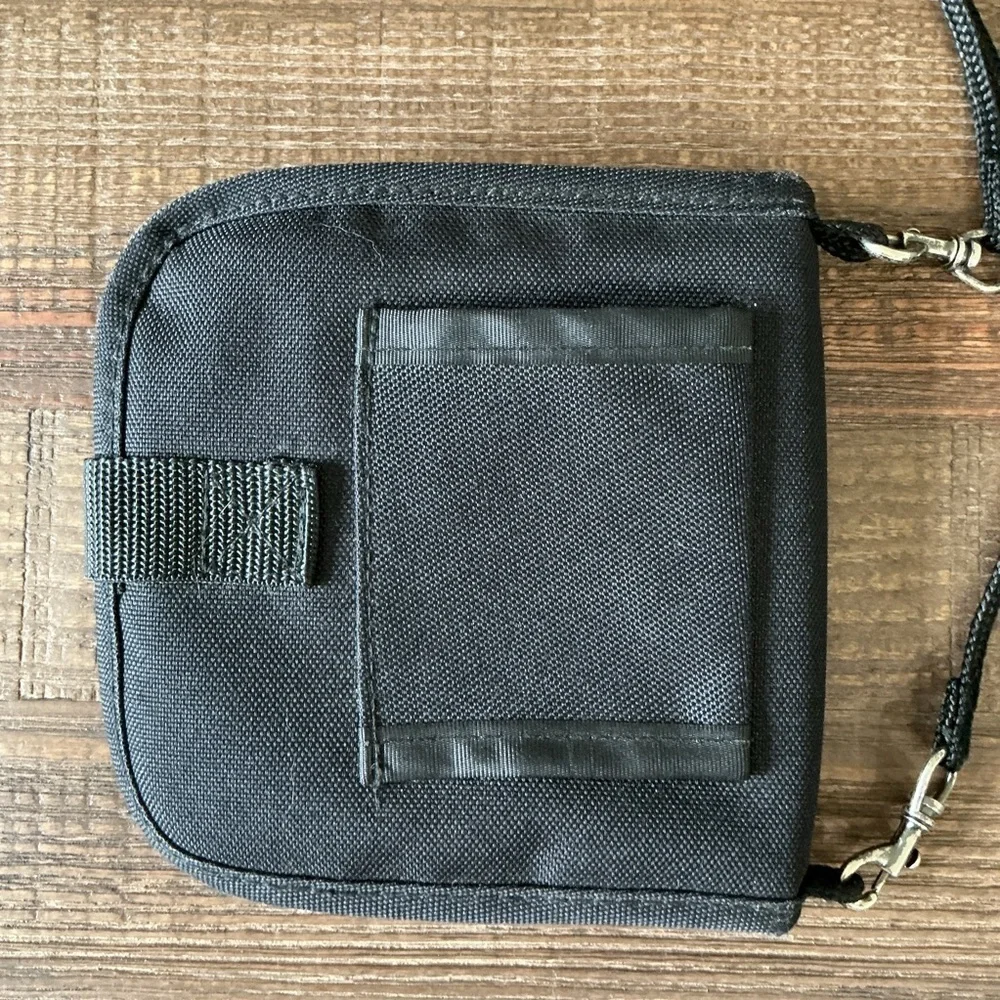 Samsonite Black Crossover Shoulder Wallet